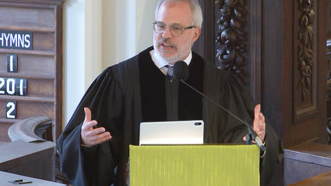 Professor Glen Pettigrove preaches from the MemChurch pulpit Oct. 4, 2026