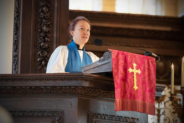 Amy Sexauer MDiv III preaches from the pulpit of the Memorial Church